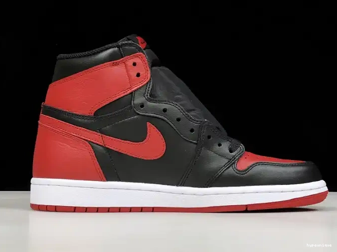 HYPE OG Air 555088-001 Banned 1 Jordan High Retro 0610